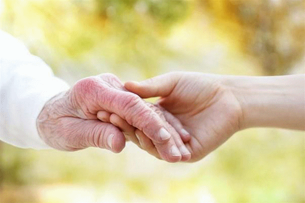 身体乳可以擦脚足部吗