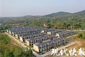 硬化道路、完善基础设施，江苏邳州新山河村呈现大好“山河”图片