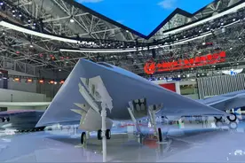 攻击-11无人机：“颜值即战斗力”图片