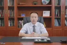【甘井子人物】他缘何能让自己的公司成为中国汽车动力总成装备制造企业优秀代表图片