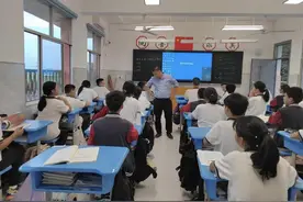 自考11个本科学历引热议 教师孙有军：这是一种检验学习的方式图片