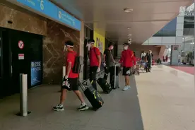 中国男足抵达沙特吉达备战12强赛视频封面