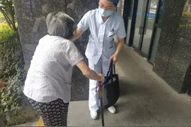 88岁老奶奶出门买菜，找不到回家路，这场“寻亲记”太暖心图片