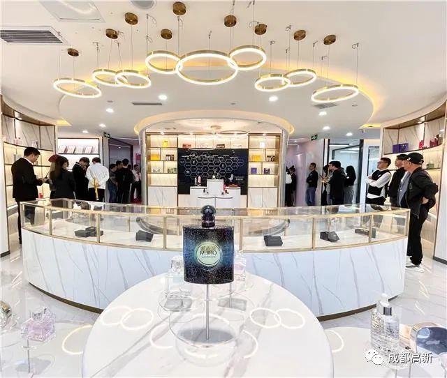 西南首家“线上免税店”来啦！就在这个区→