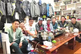 湖南大叔买车带患癌老友去看海，本人回应：感谢关注，但谢绝捐赠图片