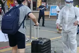 直击现场！同安一中高三学生今日返校复课图片