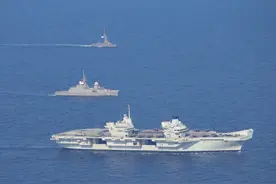 过航南海“搞事情”，穿航台湾海峡“吸引眼球”......盘点英航母亚太之行干的“那些事”图片