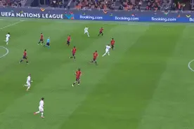 足球规则太复杂了！姆巴佩绝杀球是否越位引发争议：什么叫有意触球，什么叫救球？图片