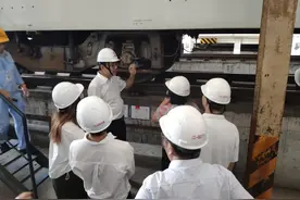 接近设计寿命，上海地铁1号线服役近30年列车将“下线”图片