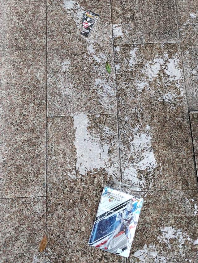好多孩子着迷的奥特曼卡牌究竟是个啥？“花几百元都拆不到一张好的”
