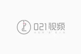8岁女孩花钱撸猫被抓伤，肇事猫咪没接种完驱虫疫苗就上岗图片