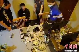 南京破获一起非法制作出租游戏账号案：未成年人5元租个账号就能打游戏图片