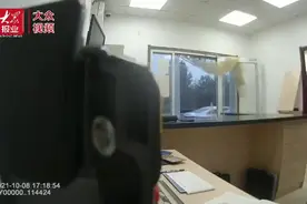 畅行高速丨青岛这辆警车一个劲鸣笛疾驰，因为啥？图片