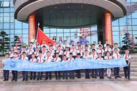 爱上国之重器，舰船科普基地来了一群小学生图片