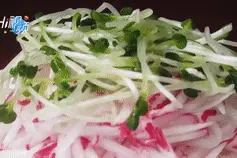 这样凉拌水萝卜，鲜脆又爽口图片