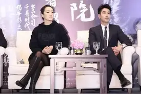 娄烨新作《兰心大剧院》10月15日上映，“气场两米八”的巩俐化身“女枪神”图片
