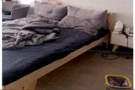 女子睡梦中感觉有人掀被子，开灯一看竟是小区保安……图片