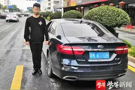 醉驾司机等红灯时睡着了，被叫醒后反问交警：“我在车上睡觉怎么了”图片