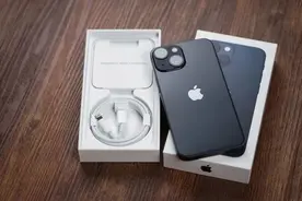 小屏党看过来！iPhone 13 mini与12 mini对比图片