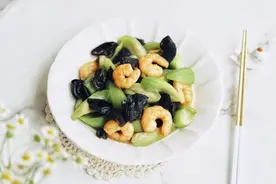 低盐健康菜-丝瓜木耳炒虾仁图片