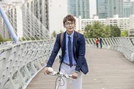 想要“离家近”的工作，得看命图片