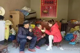 「德润三秦好家风」孝老爱亲鲁小存：久病床前有孝女图片