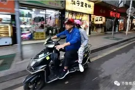 985名校硕士失业后开摩的遭质疑！他的回应今早冲上热搜第一图片