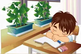“我想拧掉脑袋！”杭州15岁学霸一刷题就头痛欲裂！医生：这个习惯太差了，家长一定要看图片