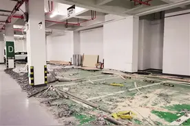 西安一业主买多个车位改建洗车店？物业：系业主私建 将督促尽快恢复图片