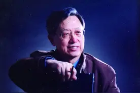 躬耕深蓝探奥义 一生一世海洋人图片