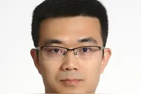贾晖当选重庆巴南区区长图片