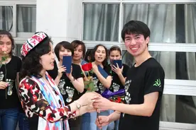 “这里，就是你们的家”，川沙中学新疆班的上海爸爸妈妈们图片