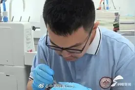 男生解剖小龙虾，获保送清华北大资格图片