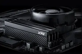 威刚发布XPG威龙D45内存，黑色磨砂马甲显质感图片