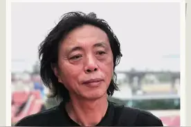 江迅：岁尾年初的“铁达尼”热图片