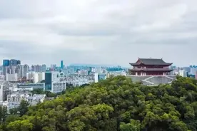 重阳登高，不负秋色！图片