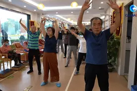 全球连线｜满满高级感！50+才能进的智能健身房图片