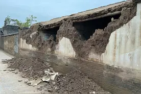 山西暴雨后的平遥电影展：王俊凯粉丝霸场，“没看到城墙塌了呀”图片