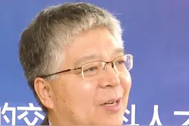 山东大学副校长刘建亚：基于数学的交叉学科人才培养非常重要