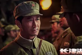 不理网友“逼捐”《长津湖》，吴京给山西送去玉米收割机图片