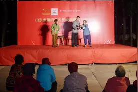 山东省第四届农民戏剧展演月潍坊分场开幕式在诸城举办图片