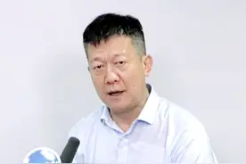 齐聚航展直播间：李屹东表示“翼龙”-2是“按计划完成任务”图片
