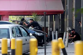 一年后黎巴嫩枪战，依旧跟贝鲁特港口大爆炸有关图片