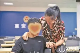 泉州：喜上加喜！找到被拐30年的儿子 喜见8岁孙子图片
