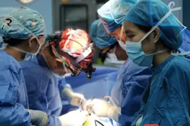 先心病筛查发现异常 三亚一出生6天的女婴获手术救治图片