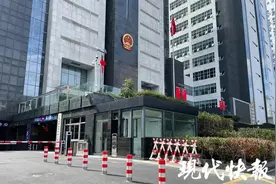 “结婚后我什么都不能做主！”七旬老人用枕头捂住了老伴口鼻…图片