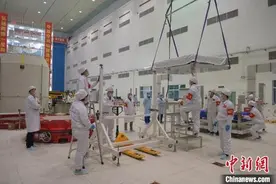 揭秘“太空充电宝”：航天器组合的电源能量可以互传、互补图片