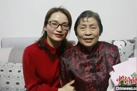 叶光富的成长故事：从小梦想当飞行员，常和姐姐坐在石板上看飞机图片