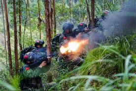 密林深处鏖战酣——武警广西总队来宾支队特战小队实战化训练影像图片