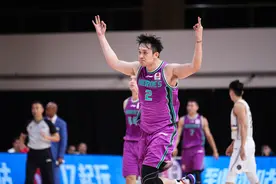 现场｜19分，1286天！久违了，丁彦雨航图片